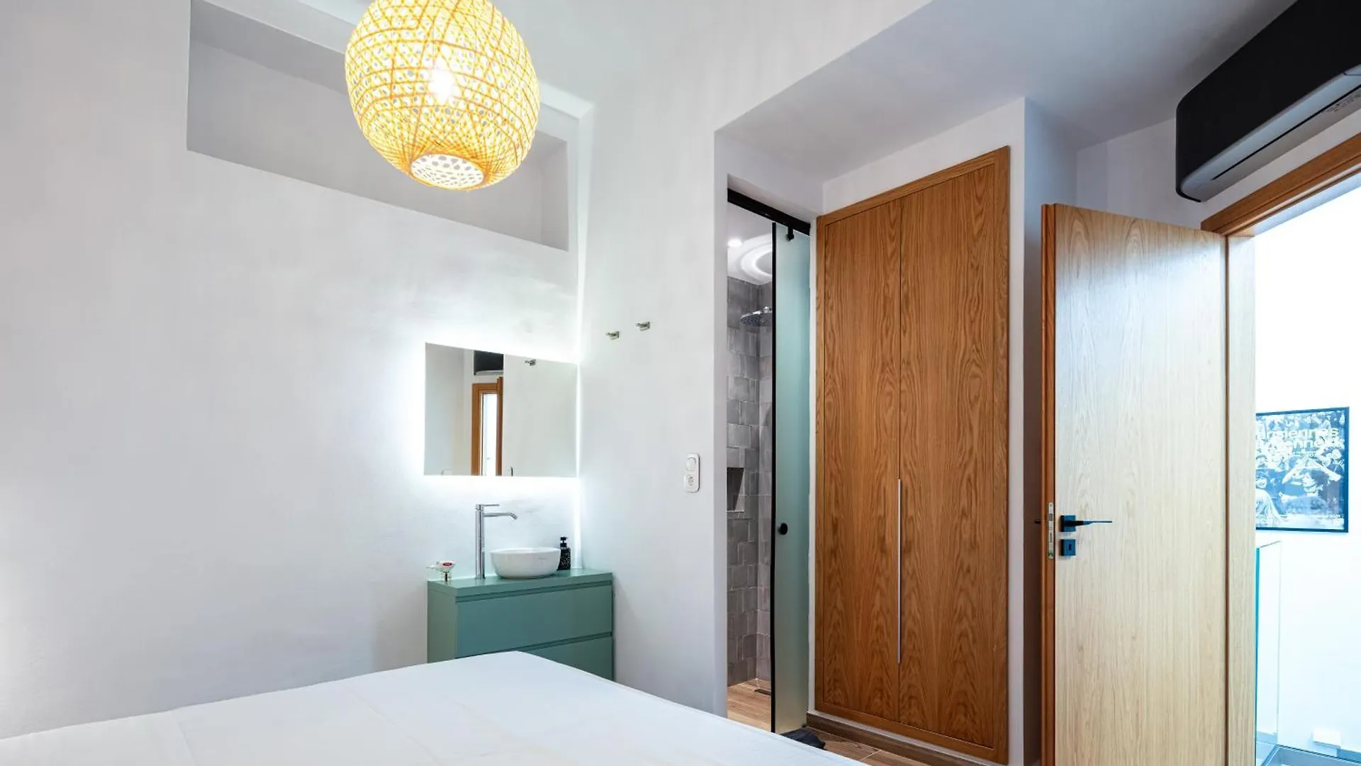 Selene Home ريثيمنو